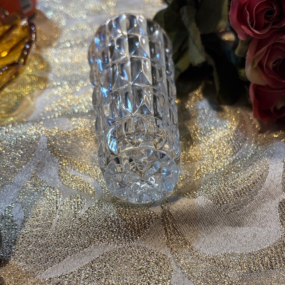 Fostoria Vintage American Lead Crystal Bud Vase - Picture 3 of 4